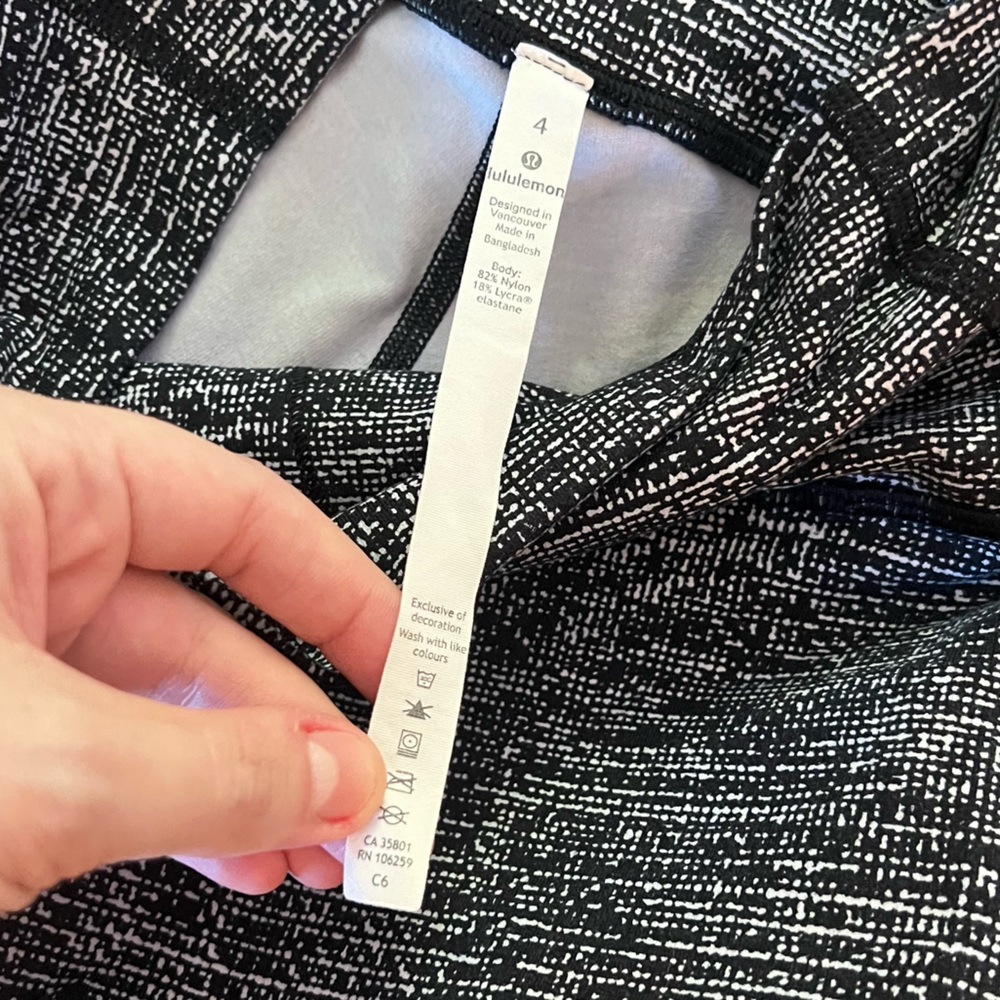 NWOT Lululemon Wunder Under Grey Black Leggings Size 4 - Picture 7 of 7